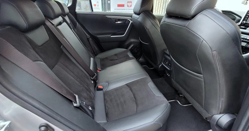 Toyota RAV4 cena 149700 przebieg: 63000, rok produkcji 2020 z Warszawa małe 781
